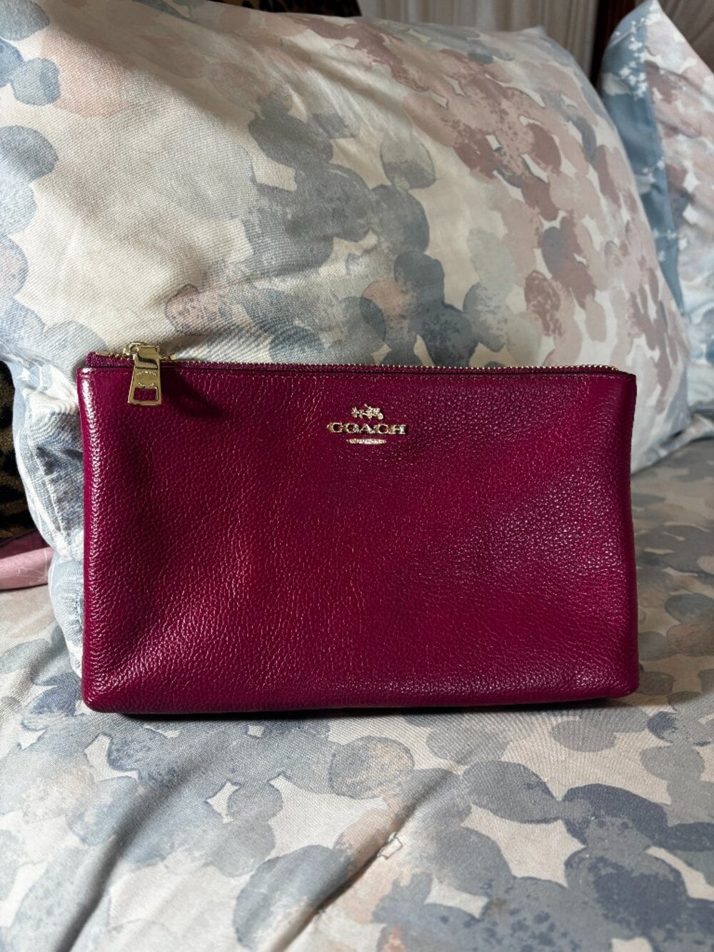 COACH Fuchsia Pebbled Leather Double Compartment Clutch
